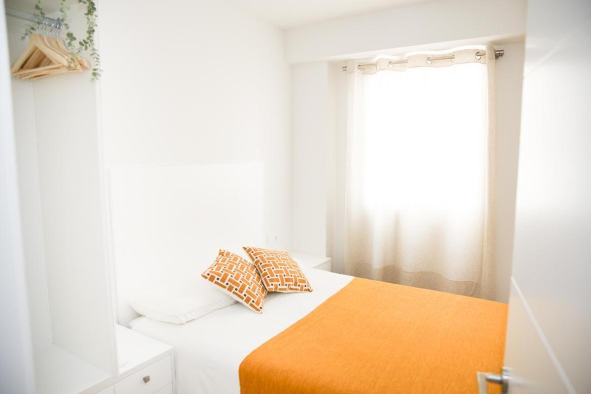 Family Apartment In The Malaga City Center المظهر الخارجي الصورة