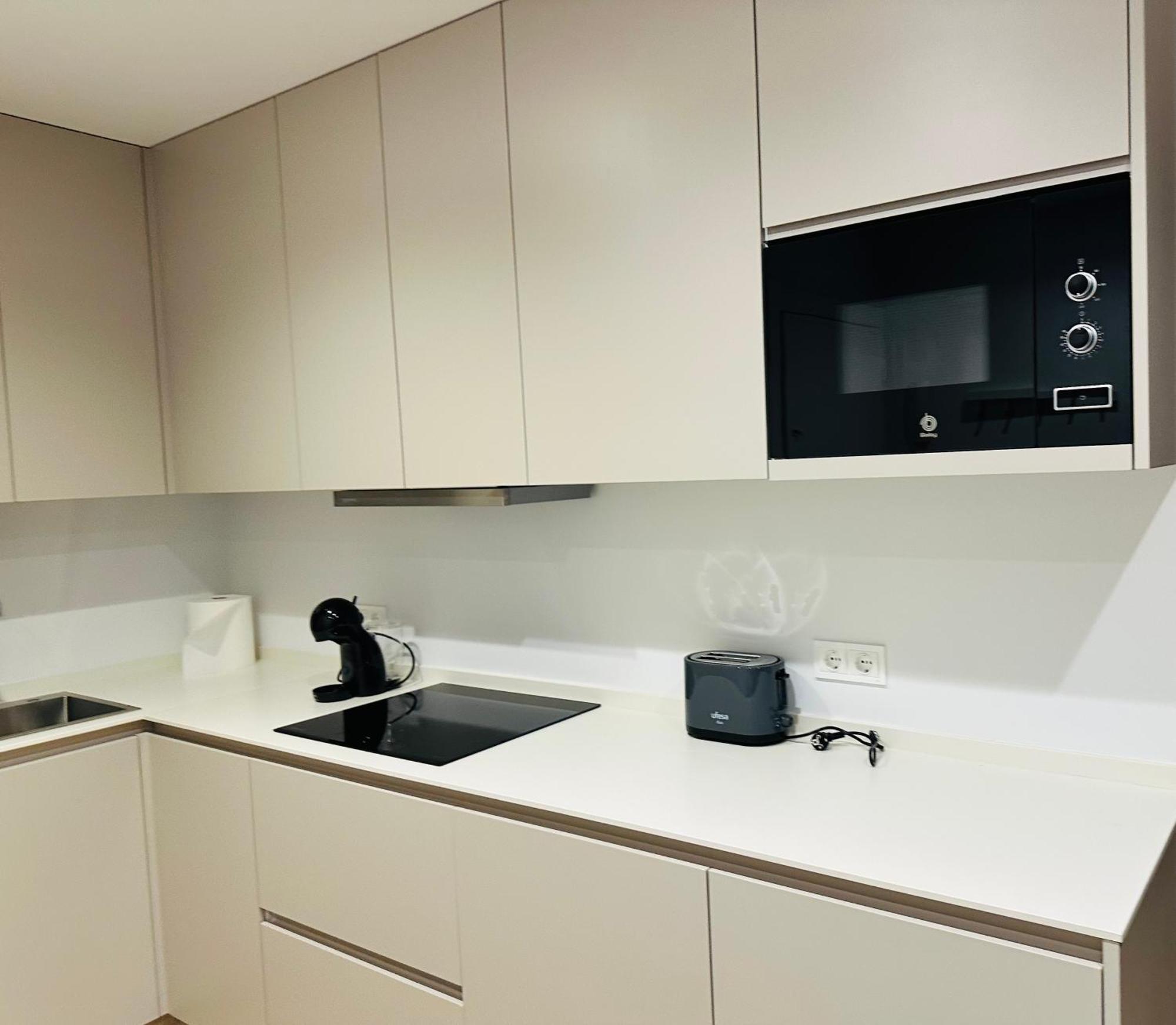 Family Apartment In The Malaga City Center المظهر الخارجي الصورة