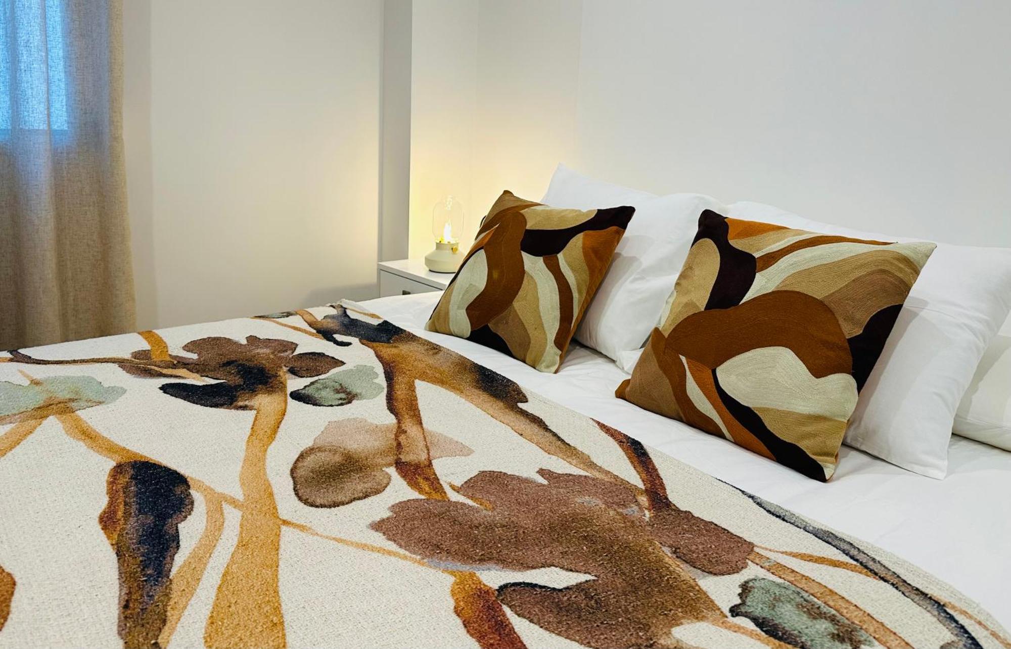 Family Apartment In The Malaga City Center المظهر الخارجي الصورة